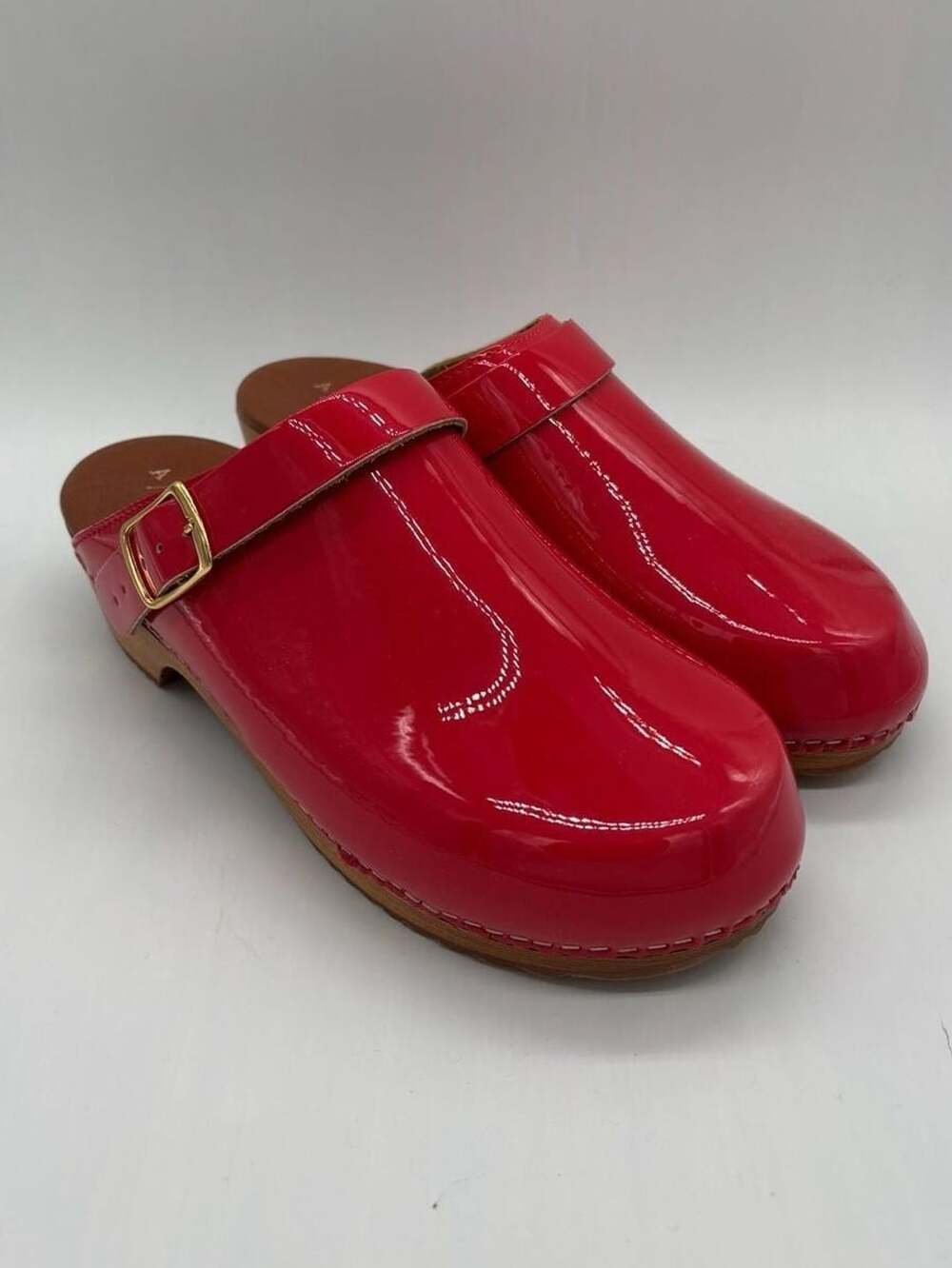 Anthropologie Red Patent Leather Clog Mules with Buckle - Picture 2 of 8